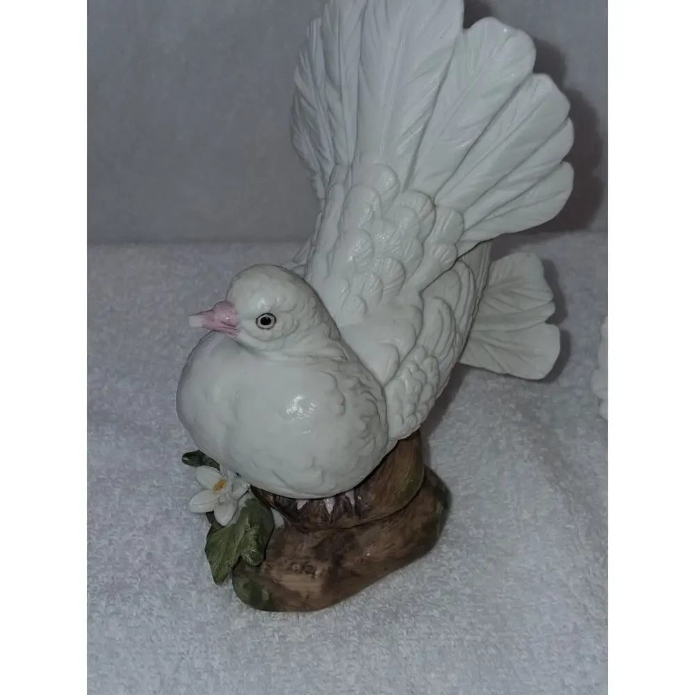 Lefton rare white
